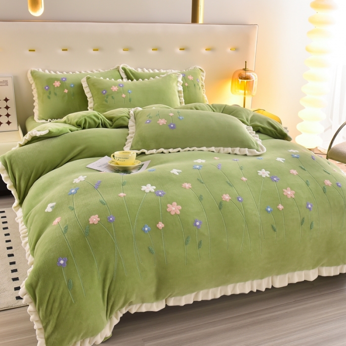 91家纺网 家纺一手货源 找家纺 （总）畅畅2024新款加厚韩版花卉牛奶绒刺绣花四件套婴儿兔毛绒繁花似锦