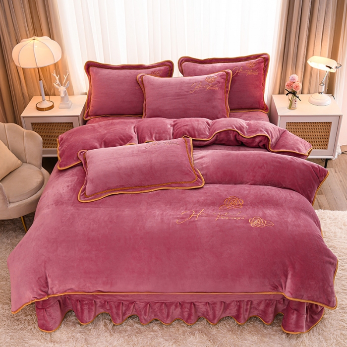 91家纺网 家纺一手货源 找家纺 博兰蒂2023新款绣花牛奶绒四件套床裙款-水仙花系列 豆沙