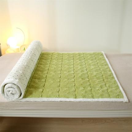 91家纺网 家纺一手货源 找家纺 （总）东宇  2025新款兔毛绒抗菌学生床垫