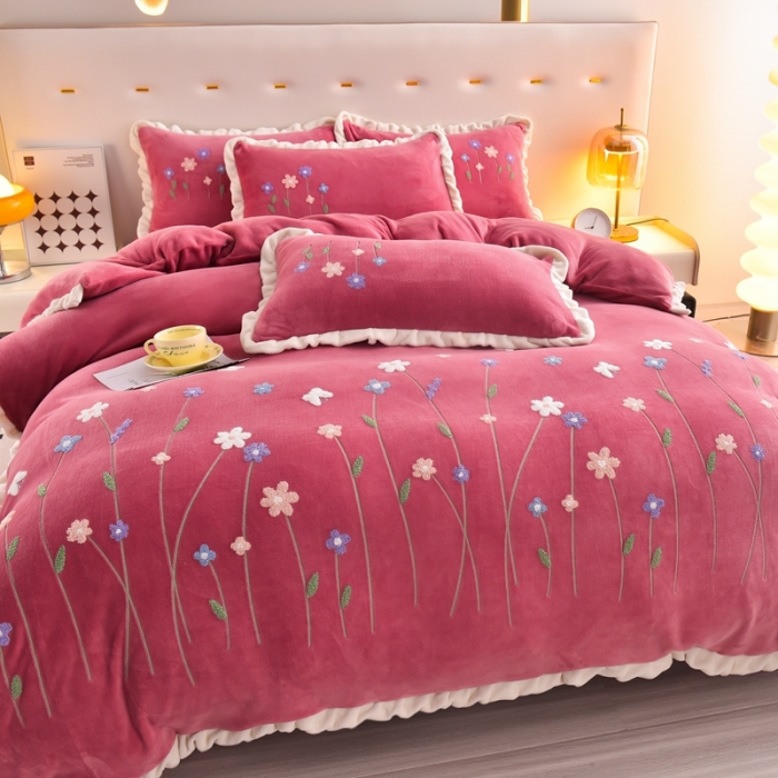 91家纺网 家纺一手货源 找家纺 畅畅 2024新款加厚韩版花卉牛奶绒刺绣花四件套婴儿兔毛绒繁花似锦 繁花似锦-红豆沙