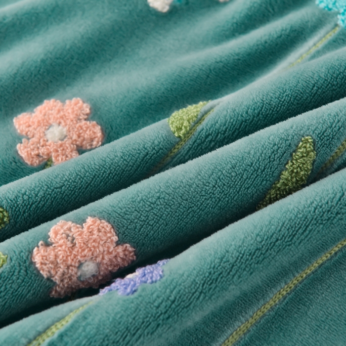 91家纺网 家纺一手货源 找家纺 畅畅 2024新款加厚韩版花卉牛奶绒刺绣花四件套婴儿兔毛绒繁花似锦 繁花似锦-湖蓝