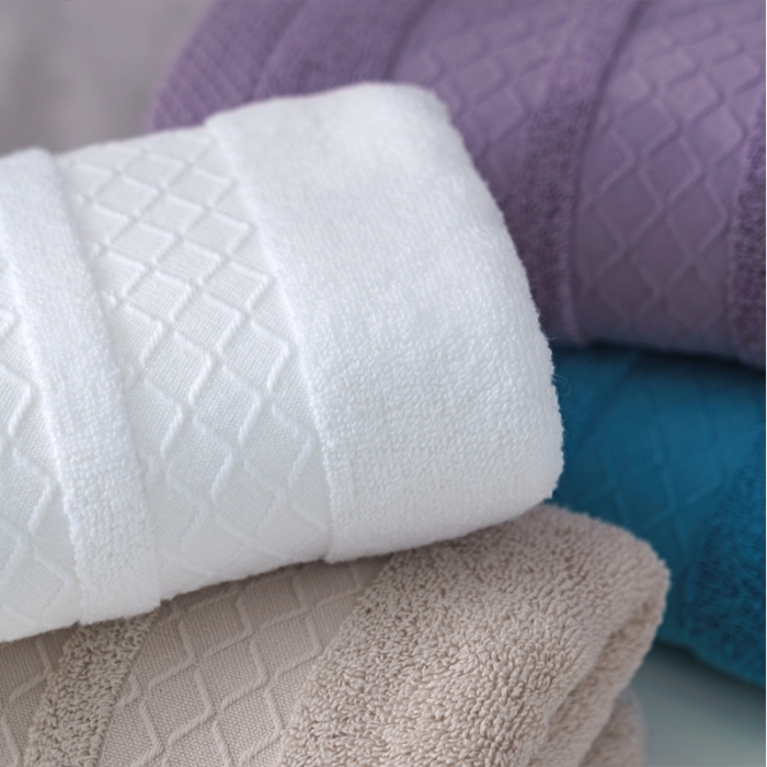 91家纺网 家纺一手货源 找家纺 朴尔家纺 2023新款全棉32股小棱形系列毛巾浴巾 洁白色毛巾