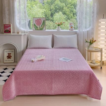 91家纺网 家纺一手货源 找家纺 雅眠居 2023秋冬新款纯色牛奶绒床盖保暖素色婴儿绒床盖盖毯 蜜桃粉