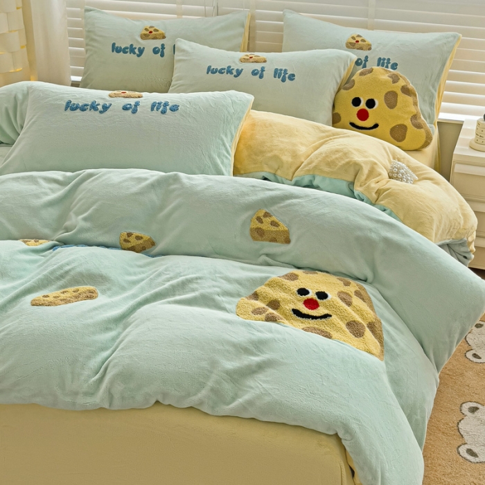 91家纺网 家纺一手货源 找家纺 娜娜 2023新款牛奶绒毛巾绣套件 海绵宝宝-繁星蓝