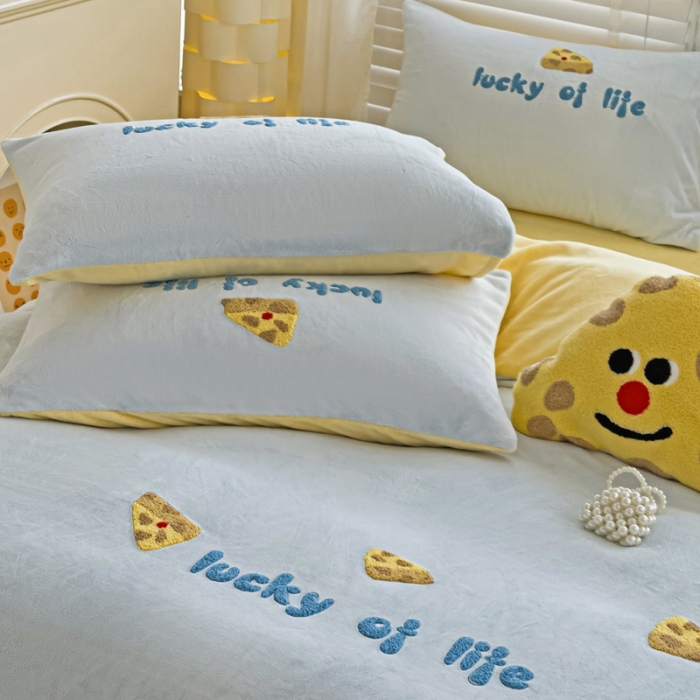 91家纺网 家纺一手货源 找家纺 娜娜 2023新款牛奶绒毛巾绣套件 海绵宝宝-天空蓝小号