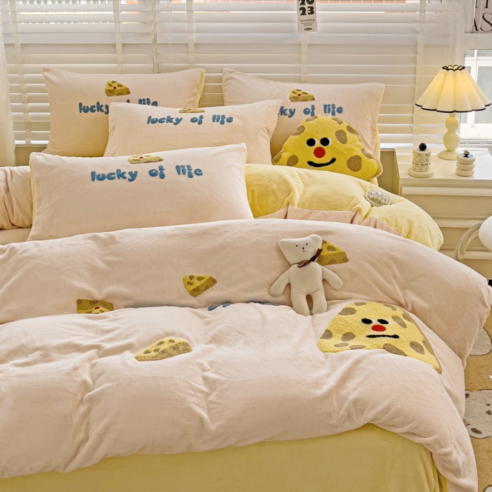 91家纺网 家纺一手货源 找家纺 娜娜 2023新款牛奶绒毛巾绣套件 海绵宝宝-玉色小号