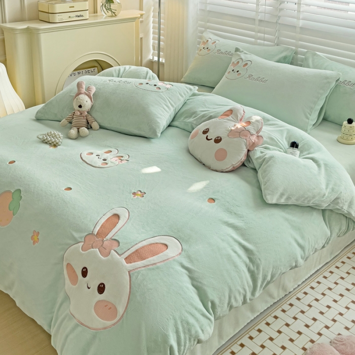 91家纺网 家纺一手货源 找家纺 娜娜 2023新款牛奶绒毛巾绣套件 萌萌兔-繁星蓝