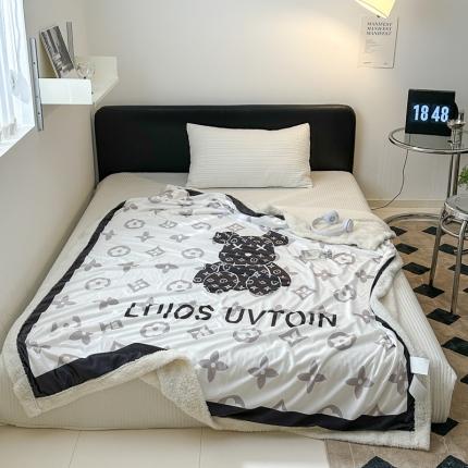 91家纺网 家纺一手货源 找家纺 色鬼 2023新款多功能泰迪绒婴儿绒毛毯盖毯子休闲披肩毯 熊仔白