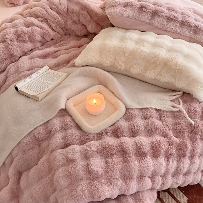 91家纺网 家纺一手货源 找家纺 （总）潘朵拉 2023新款ins小红书风爆款兔毛大泡泡四件套