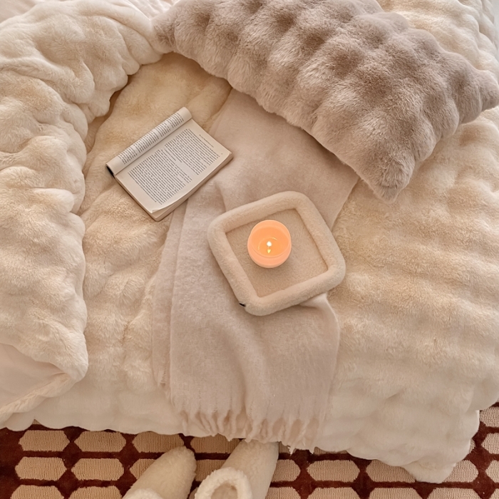 91家纺网 家纺一手货源 找家纺 潘朵拉 2023新款爆款兔毛大泡泡四件套 大泡泡米白