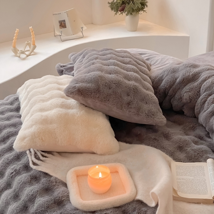 91家纺网 家纺一手货源 找家纺 潘朵拉 2023新款爆款兔毛大泡泡四件套 大泡泡浅灰