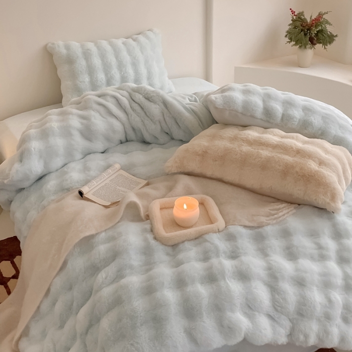 91家纺网 家纺一手货源 找家纺 潘朵拉 2023新款爆款兔毛大泡泡四件套 大泡泡浅蓝