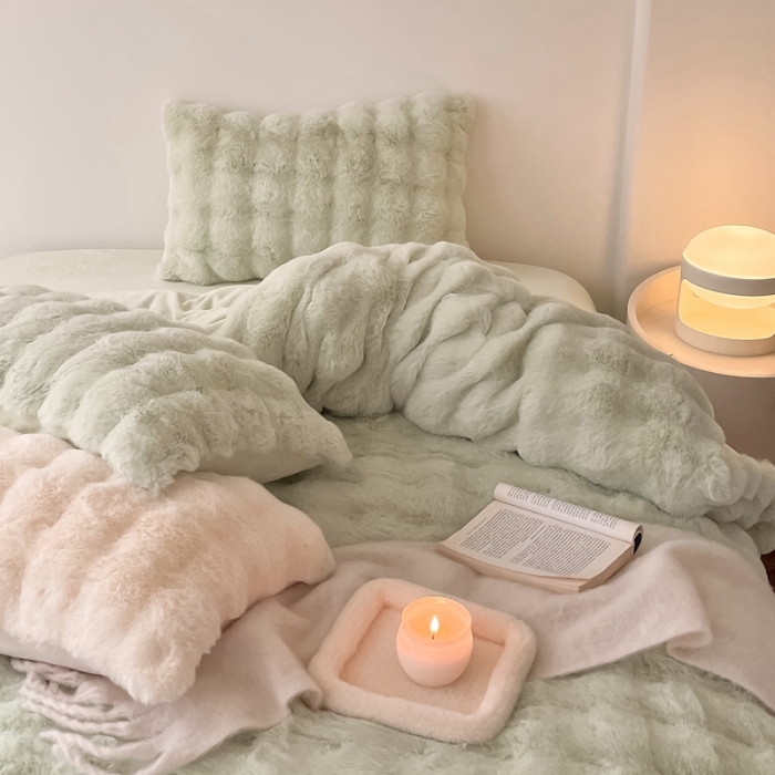 91家纺网 家纺一手货源 找家纺 潘朵拉 2023新款爆款兔毛大泡泡四件套 大泡泡浅绿