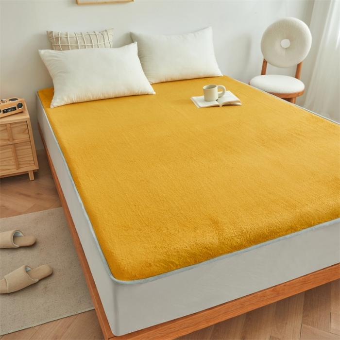 91家纺网 家纺一手货源 找家纺 AB版双面牛奶绒床笠 复合保暖床笠 双面可用 黄绿