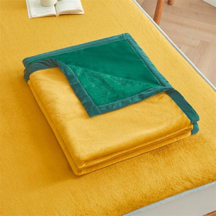 91家纺网 家纺一手货源 找家纺 AB版双面牛奶绒床笠 复合保暖床笠 双面可用 黄绿