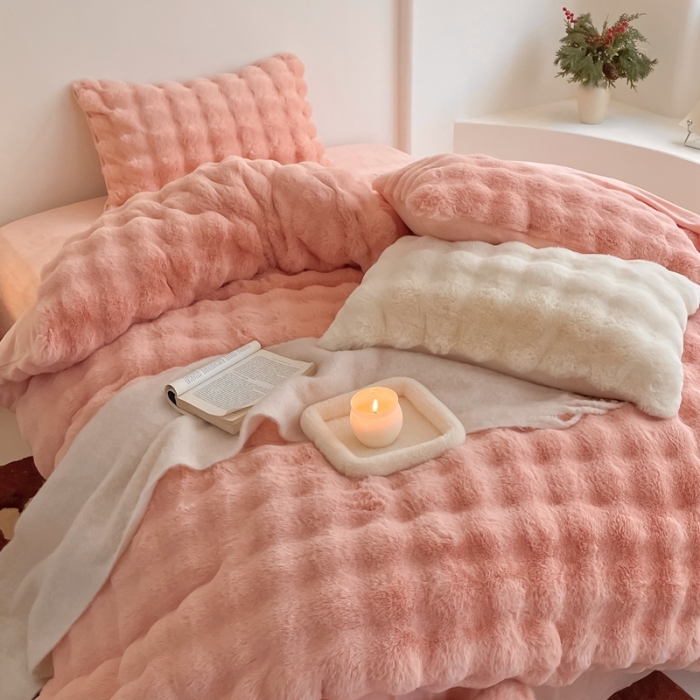 91家纺网 家纺一手货源 找家纺 潘朵拉 2023新款爆款兔毛大泡泡四件套 大泡泡蔷薇粉玉