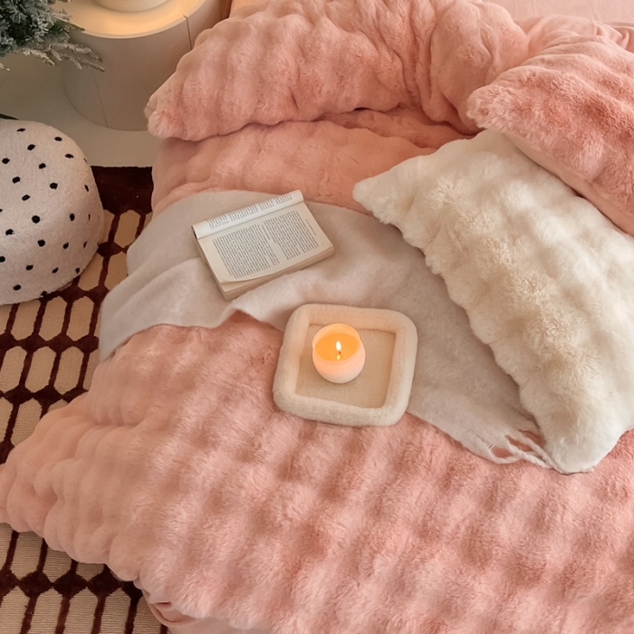 91家纺网 家纺一手货源 找家纺 潘朵拉 2023新款爆款兔毛大泡泡四件套 大泡泡蔷薇粉玉