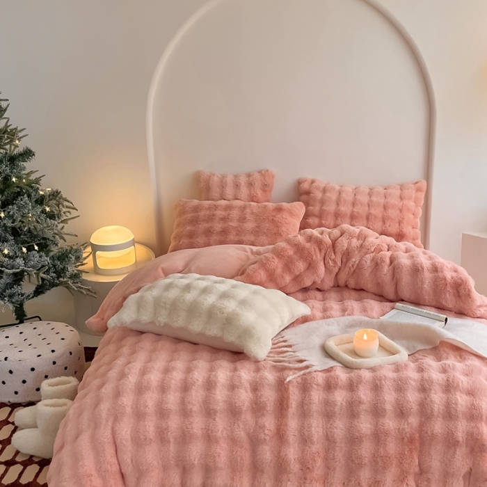 91家纺网 家纺一手货源 找家纺 潘朵拉 2023新款爆款兔毛大泡泡四件套 大泡泡蔷薇粉玉