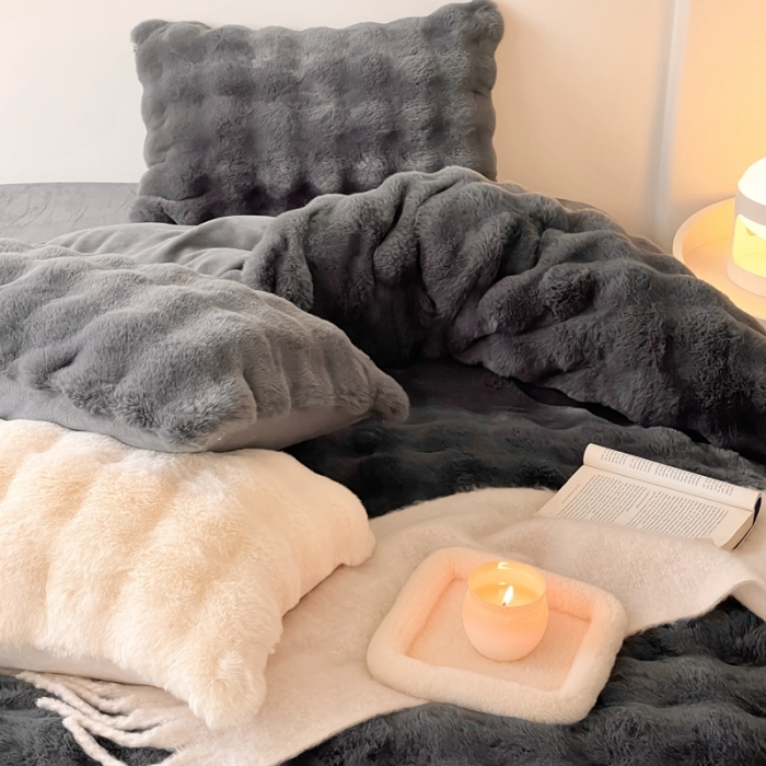 91家纺网 家纺一手货源 找家纺 潘朵拉 2023新款爆款兔毛大泡泡四件套 大泡泡深灰