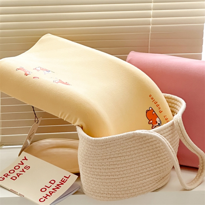 91家纺网 家纺一手货源 找家纺 （总）伟邦 2023新款萌宠针织儿童乳胶枕