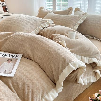 91家纺网 家纺一手货源 找家纺 其奥 2025新款加厚床单床笠款提花牛奶绒四件套-安妮 卡其
