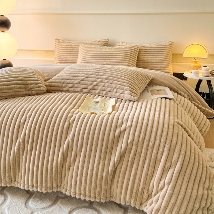 91家纺网 家纺一手货源 找家纺 金爱家 2023新款全消光A类纯色獭兔绒立体牛奶绒四件套 兔毛抽条咖