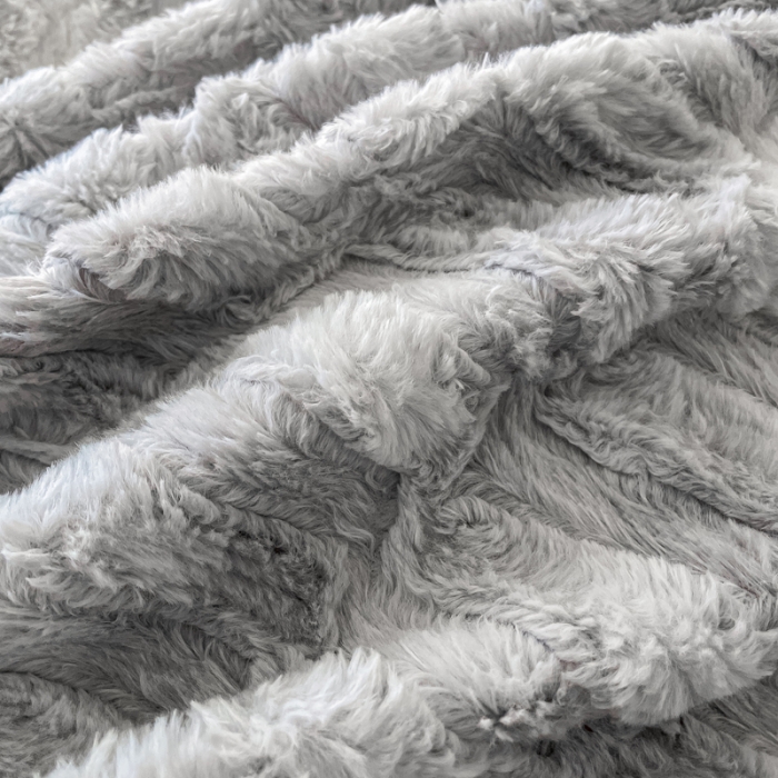 91家纺网 家纺一手货源 找家纺 金爱家 2023新款全消光A类纯色獭兔绒立体牛奶绒四件套 兔毛晕染灰