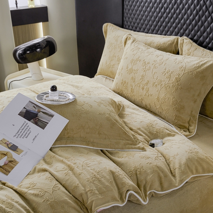 91家纺网 家纺一手货源 找家纺 佳居缘2023新款230g全消光牛奶绒四件套-雕花+滚绳系列 夕颜-绿