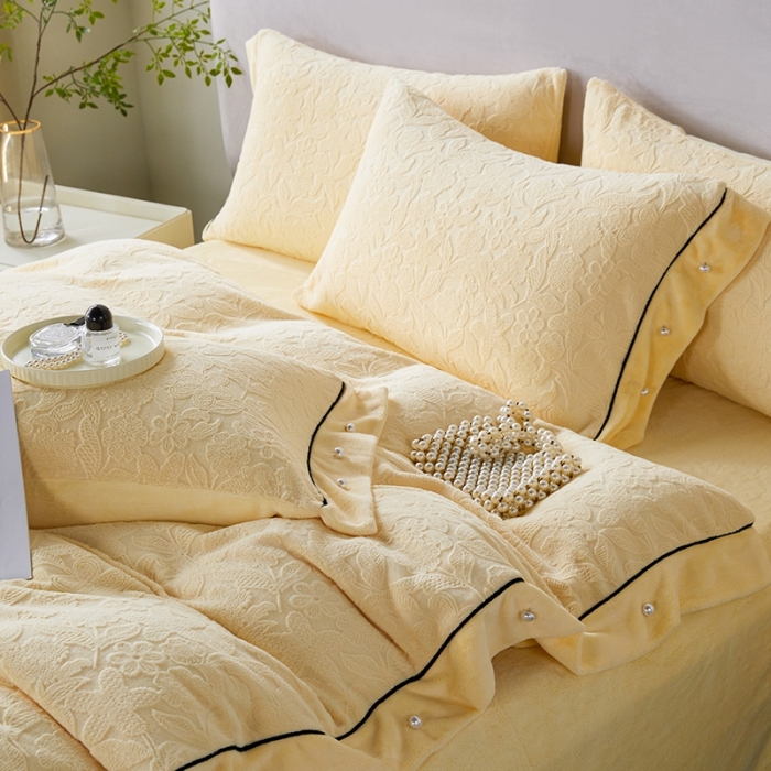 91家纺网 家纺一手货源 找家纺 佳居缘 2023新款230g全消光牛奶绒四件套-花韵系列 花韵-黄