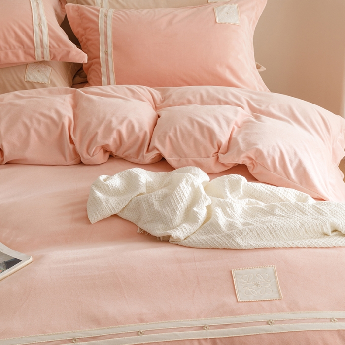 91家纺网 家纺一手货源 找家纺 (总)摩卡 2024新款轻奢简约宝宝绒四件套