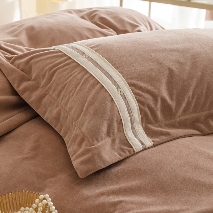 91家纺网 家纺一手货源 找家纺 摩卡 2024新款轻奢简约宝宝绒四件套 唯一-奶咖