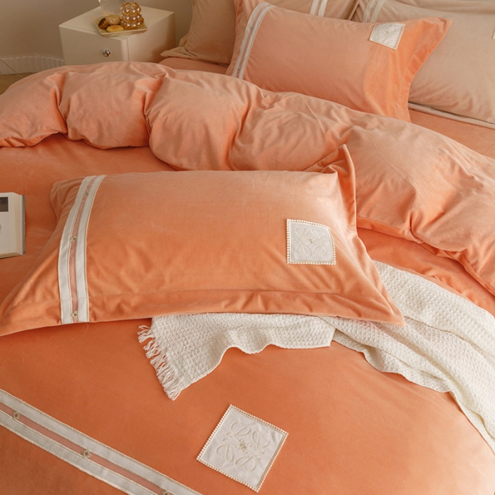 91家纺网 家纺一手货源 找家纺 摩卡 2024新款轻奢简约宝宝绒四件套 唯一-香橙