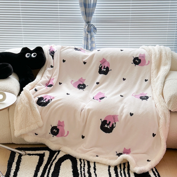 91家纺网 家纺一手货源 找家纺 昔可家纺 2023新款ins风牛奶绒羊羔绒印花毛毯（风格二）粉猫煤球