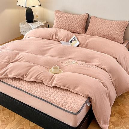 91家纺网 家纺一手货源 找家纺 （总）欧邦 轻奢牛奶绒刺绣夹棉床笠单品可组合三件套四件套