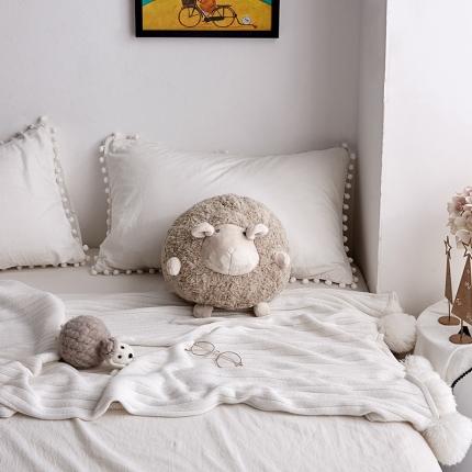 2023新款网红创意绵羊公仔抱枕韩国原单同款绵羊抱枕-场景二 2