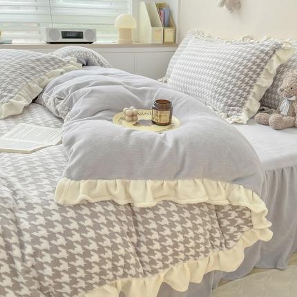 91家纺网 家纺一手货源 找家纺 静家居 2024牛奶绒韩版花边提花四件套 绒千鸟格灰