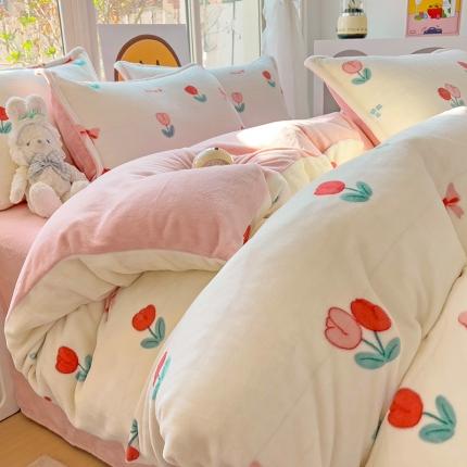 91家纺网 家纺一手货源 找家纺 （总）包小包 2023直播爆款220g高克重印花小清新牛奶绒四件套  提供买家秀