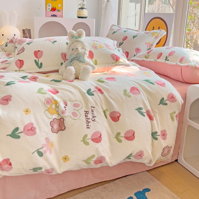 91家纺网 家纺一手货源 找家纺 包小包 2023直播爆款220g高克重印花小清新牛奶绒四件套郁金香小兔