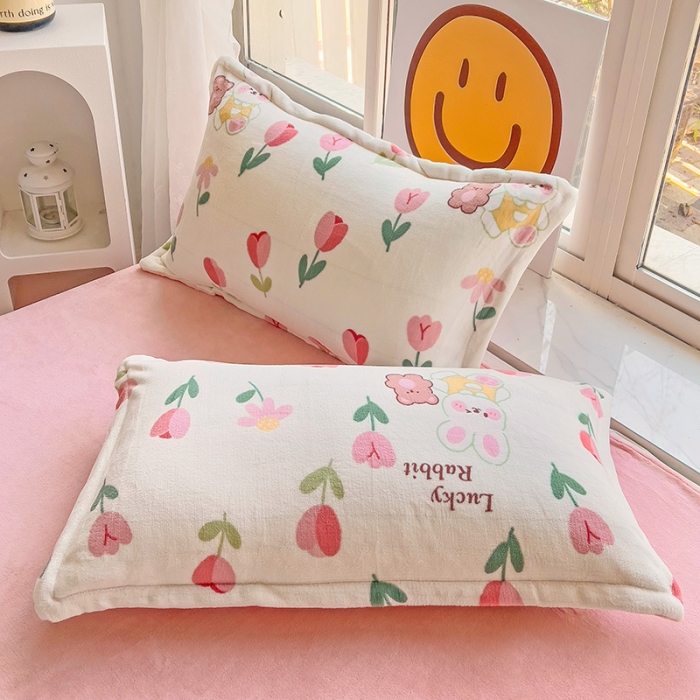 91家纺网 家纺一手货源 找家纺 包小包 2023直播爆款220g高克重印花小清新牛奶绒四件套郁金香小兔