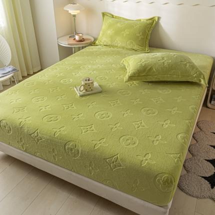 91家纺网 家纺一手货源 找家纺 久云居 2024新款牛奶绒剪花床笠 抹茶绿