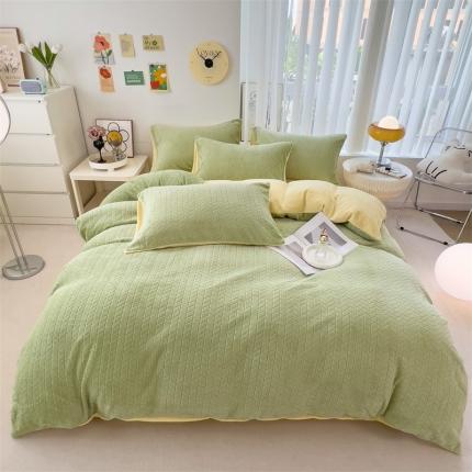 91家纺网 家纺一手货源 找家纺 全季家居 2023新款小清新A类高克重加厚印花牛奶绒被套单件 果绿+奶黄