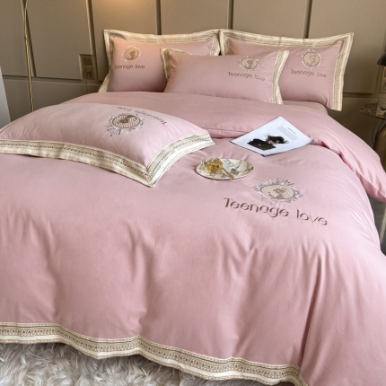 91家纺网 家纺一手货源 找家纺 总）高档礼盒装秋冬爆款加厚加密火山细绒纯棉磨毛四件套全棉刺绣长绒棉床单