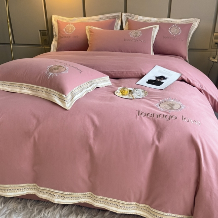 91家纺网 家纺一手货源 找家纺 总）高档礼盒装秋冬爆款加厚加密火山细绒纯棉磨毛四件套全棉刺绣长绒棉床单