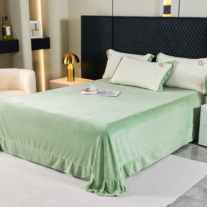 91家纺网 家纺一手货源 找家纺 凯艾玲 新款230克全消光A类牛奶绒四件套绣花系列