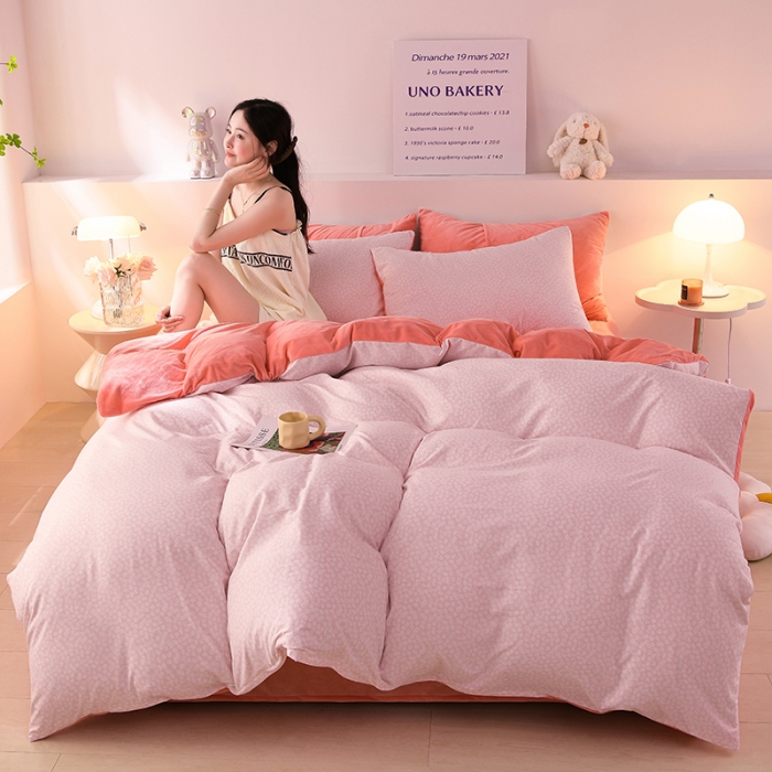 91家纺网 家纺一手货源 找家纺 圣楚 2024新款小竺棉加绒四件套 樱花点点