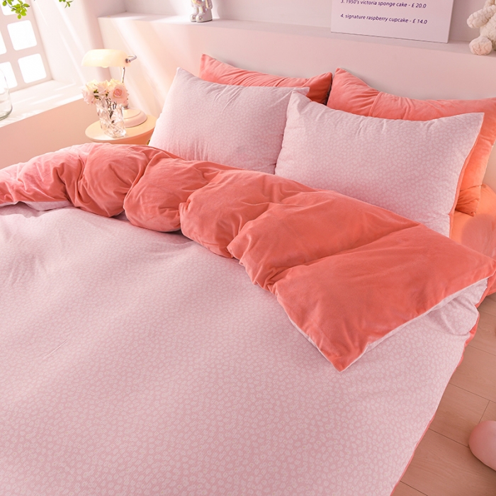 91家纺网 家纺一手货源 找家纺 圣楚 2024新款小竺棉加绒被套 樱花点点