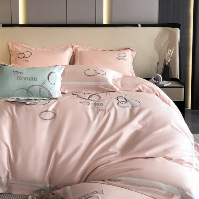 91家纺网 家纺一手货源 找家纺 魅都 2023新款100s长绒棉简约轻奢刺绣四件套-科迪亚 科迪亚-樱花粉