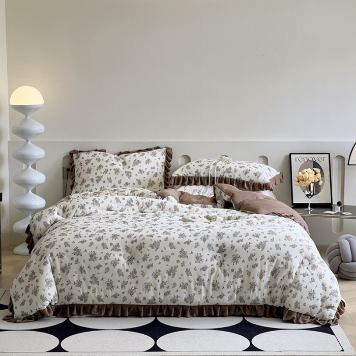 91家纺网 家纺一手货源 找家纺 安莱生活 2023秋冬新品有氧双层纱法式一体蚕丝被抗菌被 南法假日