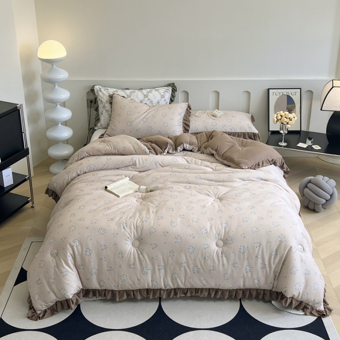 91家纺网 家纺一手货源 找家纺 安莱生活 2023秋冬新品有氧双层纱法式一体蚕丝被抗菌被 缪斯花园