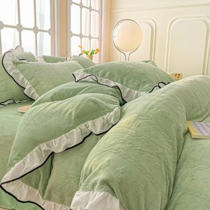 91家纺网 家纺一手货源 找家纺 二八年华 2023新款牛奶绒雕花四件套 梦柔-果绿 花边款